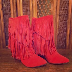 Red Fringed Liliana Wedge Heel Boots Sz 7